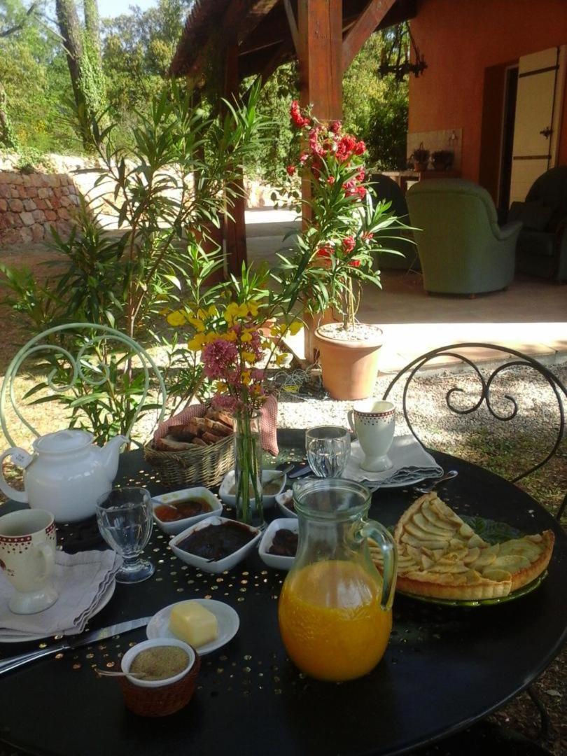 La Maison De Campagne Carces Bagian luar foto